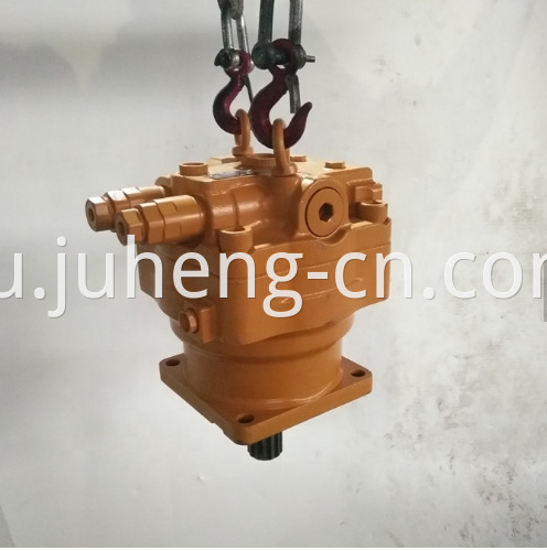 330L Swing Motor